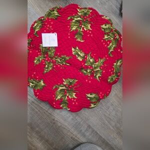 Nwt Set Of 4 Festive Red Holly Placemat